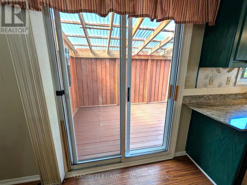 66 Linden Lane — photo 14 of 23