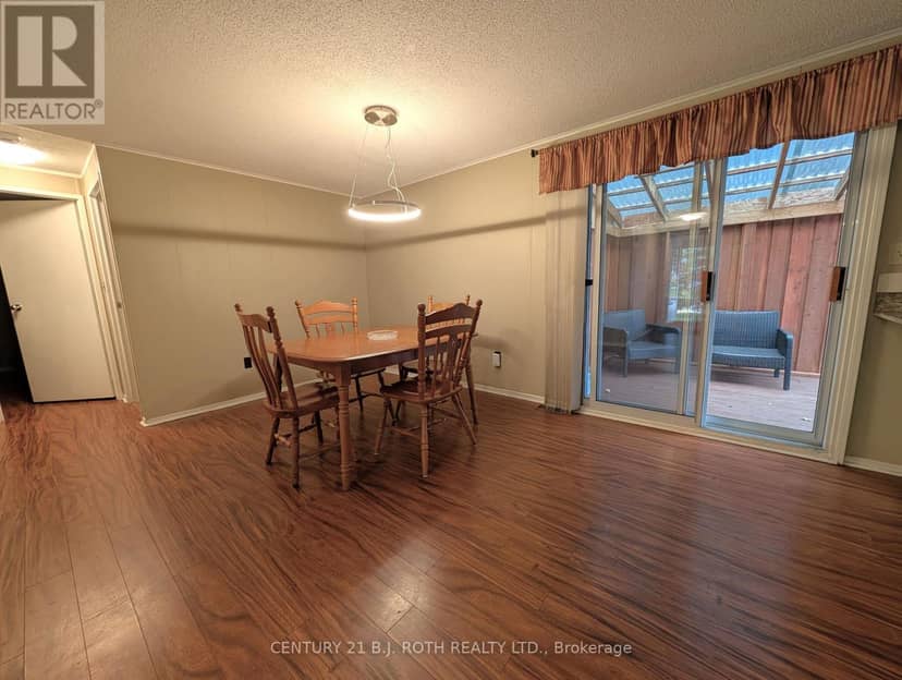 66 Linden Lane — photo 11 of 23