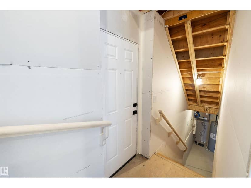 634 176 AV NE — photo 34 of 36