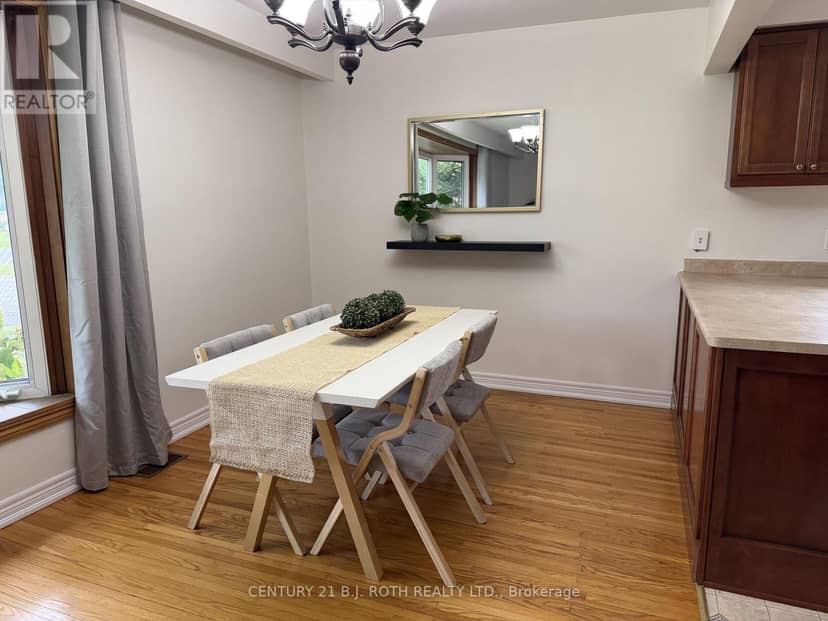 72 Allan Street — photo 10 of 35
