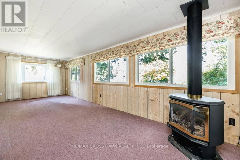 2 Tamarack Court — photo 18 of 34