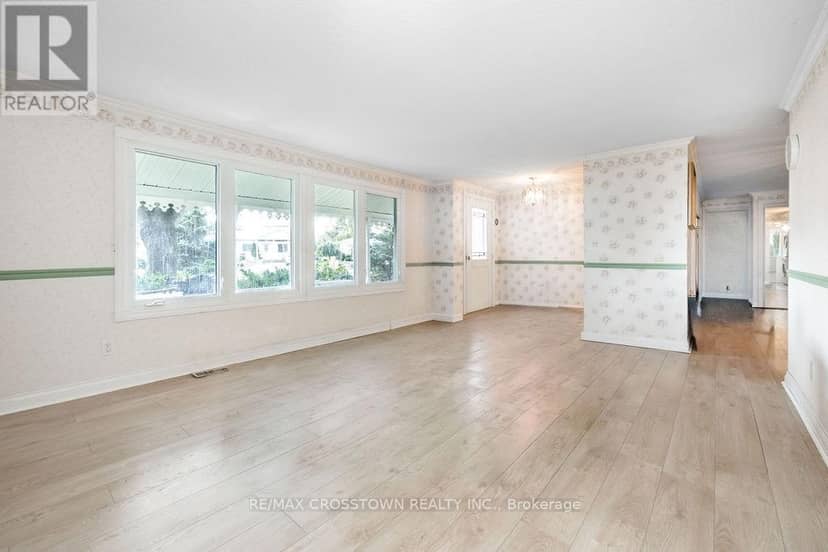 2 Tamarack Court, Innisfil, photo 7