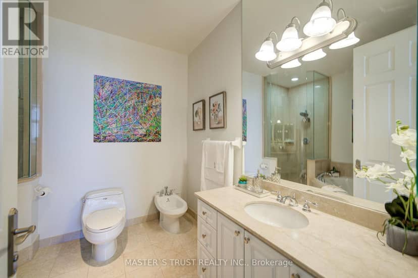 GPH10 - 3880 Duke Of York Boulevard — photo 17 of 29