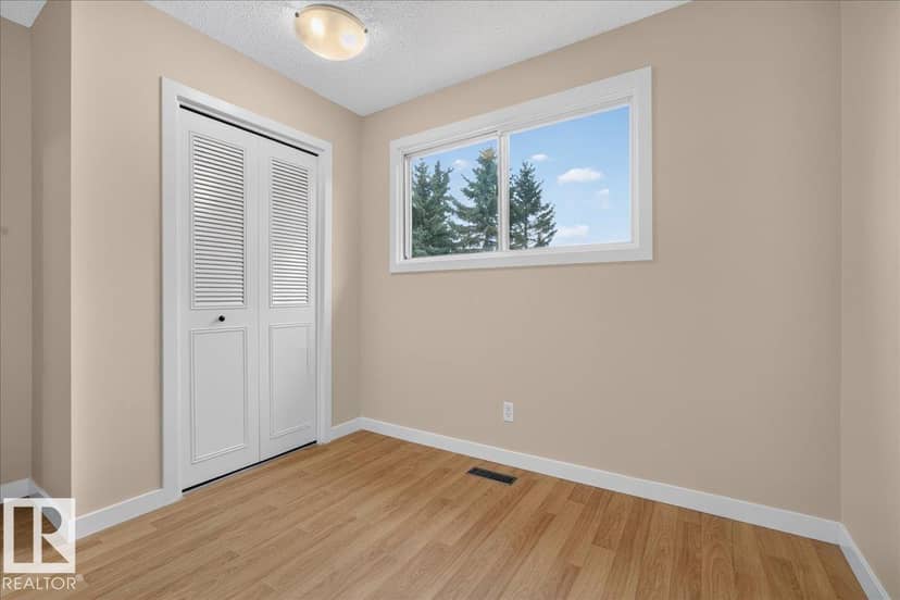 6703 32 AV NW — photo 24 of 40