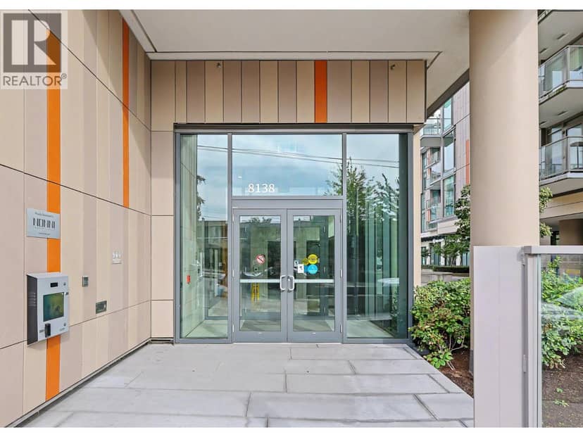 210 8138 Fraser Street, Vancouver, photo 3