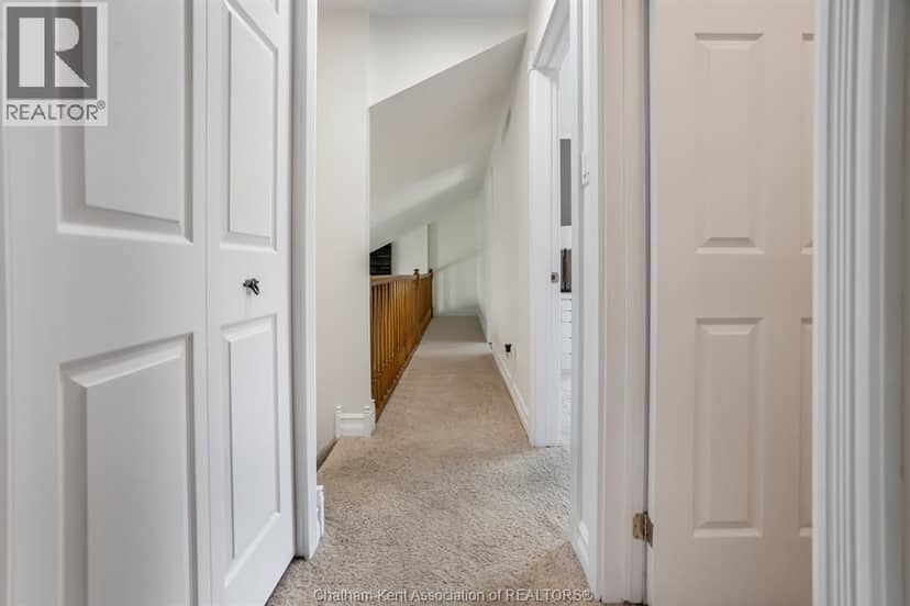 74 University Drive — photo 16 of 40