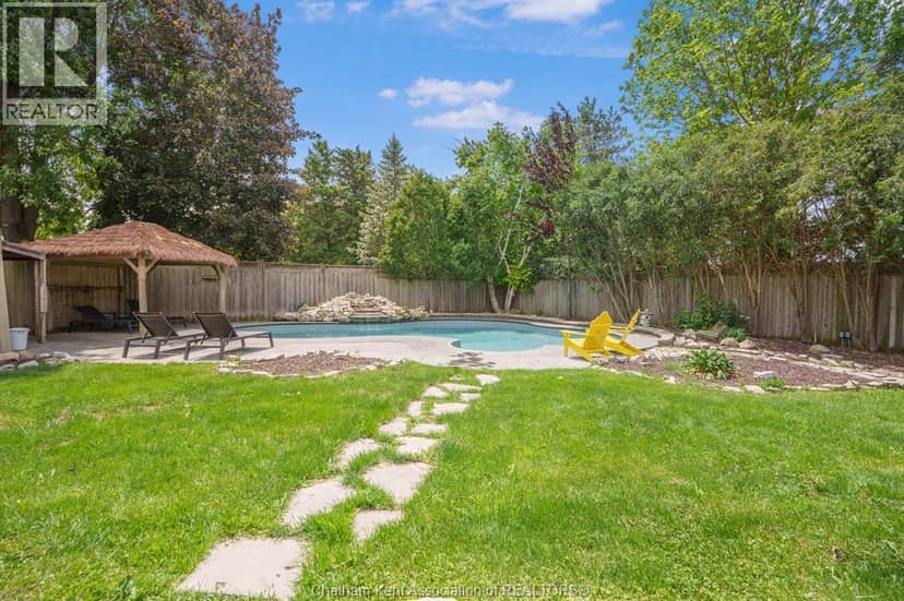 74 University Drive — photo 37 of 40