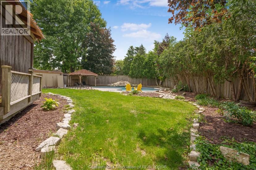 74 University Drive — photo 38 of 40