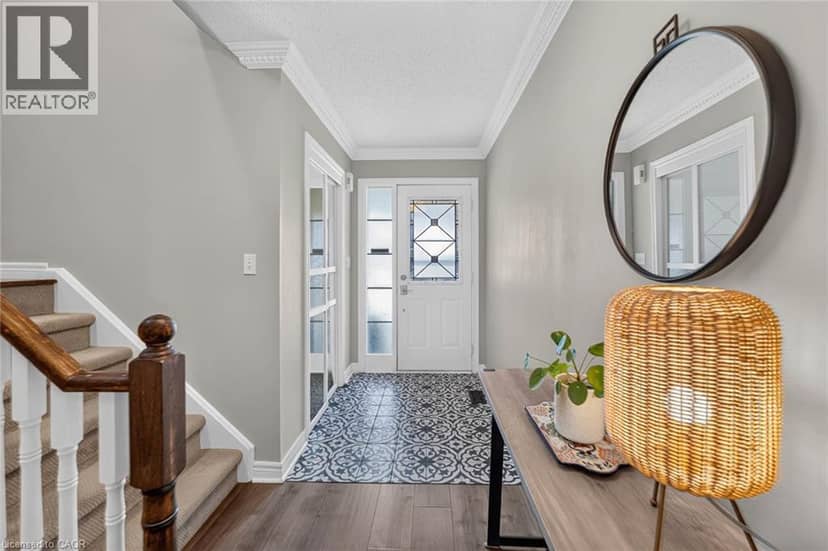 32 PRIMEAU Avenue — photo 8 of 40