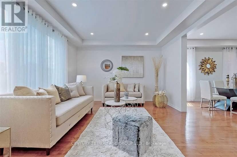 35 Cliff Gunn Road, Newmarket, photo 2