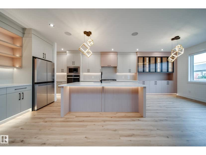 3142 Magpie WY NW, Edmonton, photo 2