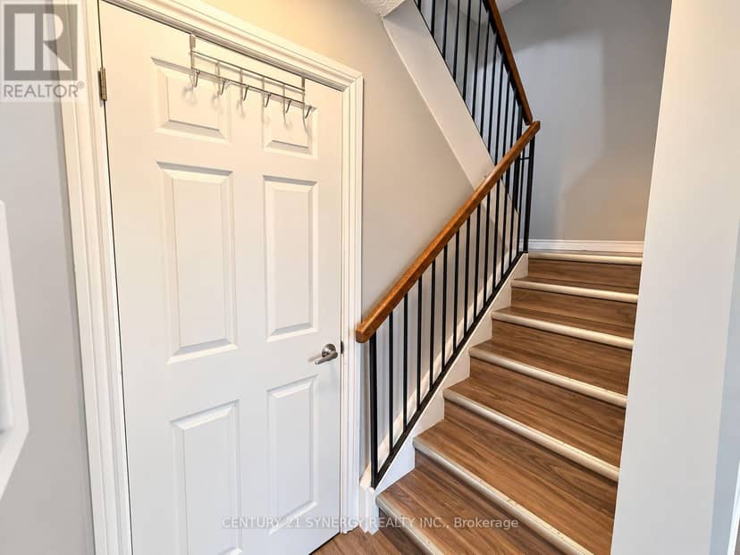 Unit \"o\" - 4 Pearl Street — photo 10 of 34