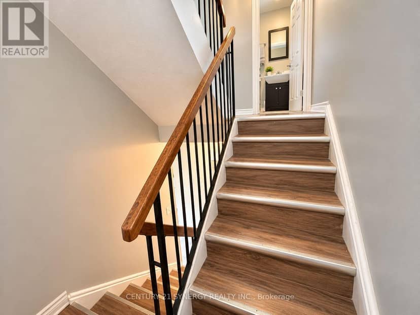 Unit \"o\" - 4 Pearl Street — photo 11 of 34