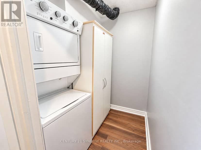 Unit \"o\" - 4 Pearl Street — photo 20 of 34
