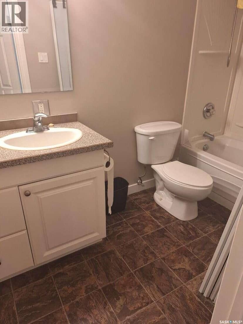 15 50 Spence STREET, Regina, photo 7