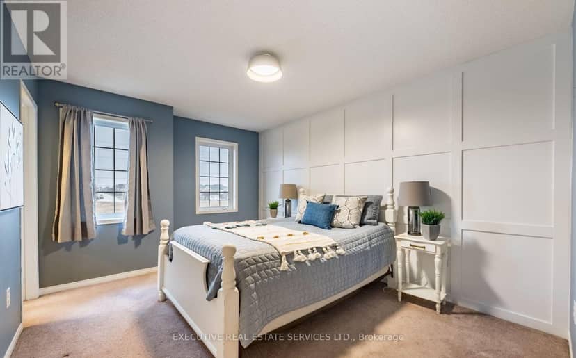 495 Rossland Road E — photo 13 of 16