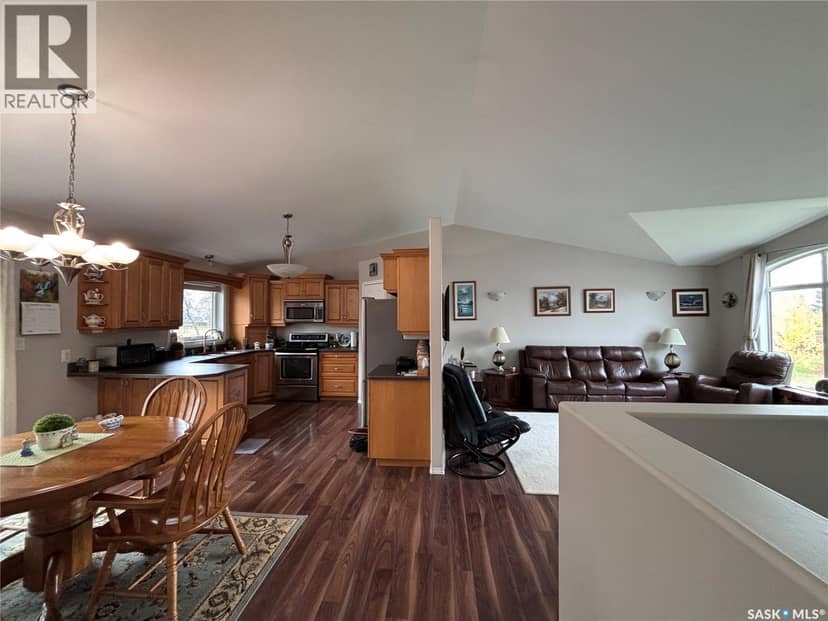 306 Guest COURT — photo 11 of 40