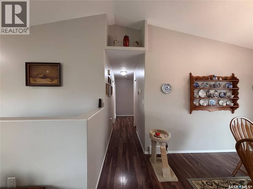 306 Guest COURT — photo 14 of 40