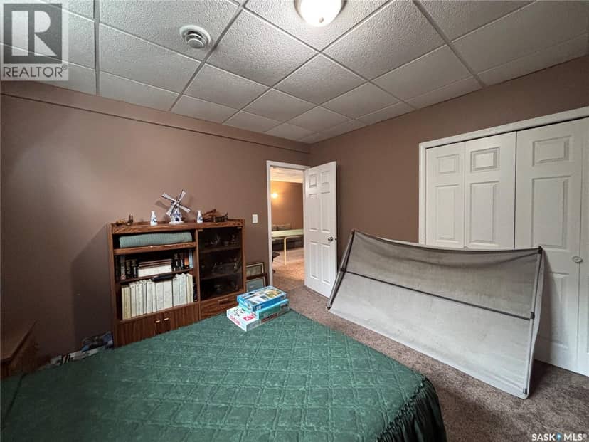 306 Guest COURT — photo 32 of 40
