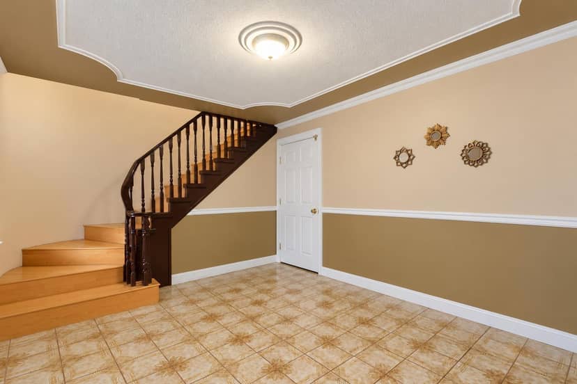 12302 68 Avenue, Surrey, photo 2