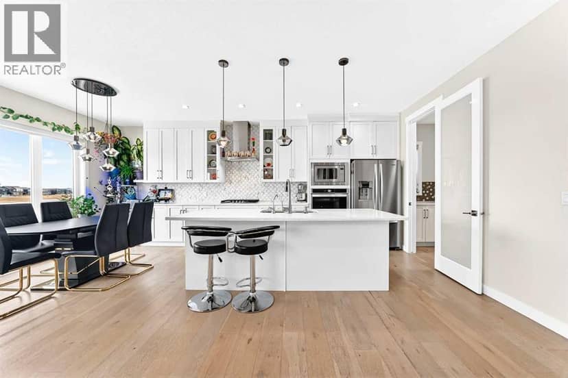 260 Corner Meadows Manor NE, Calgary, photo 4