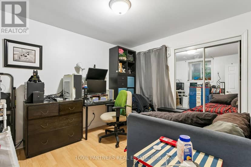 2035-2039 Danforth Avenue — photo 12 of 40
