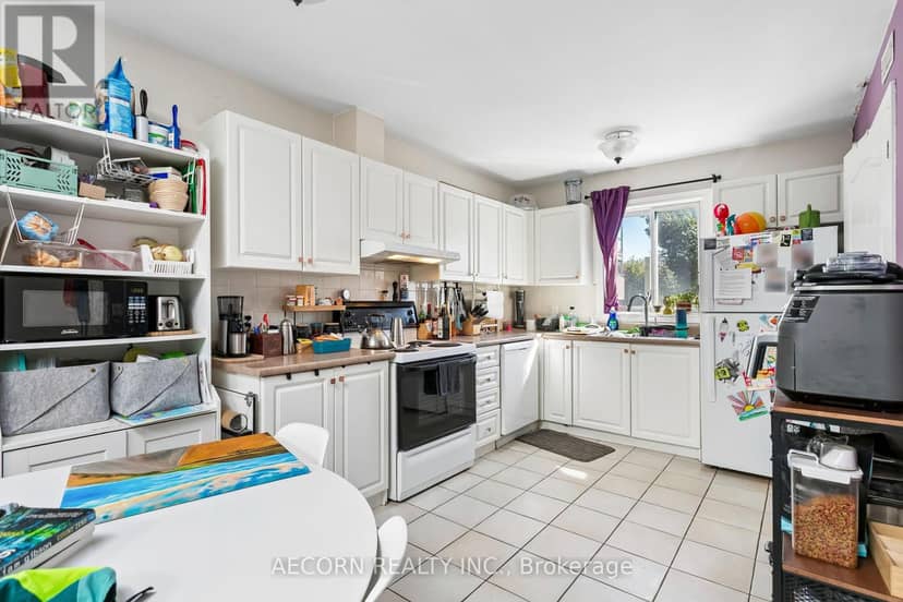 2035-2039 Danforth Avenue — photo 36 of 40