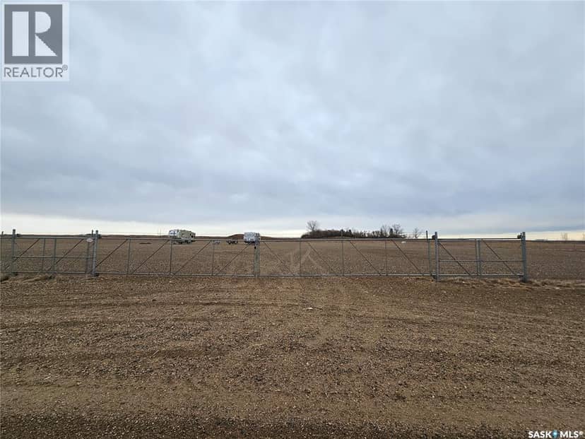 200 Erica AVENUE, Lampman, photo 2