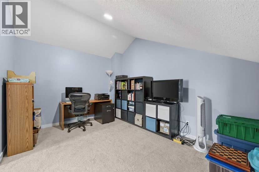 61 Somervale Point SW — photo 21 of 32
