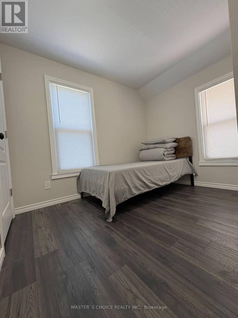 5527 Palmer Avenue — photo 11 of 18