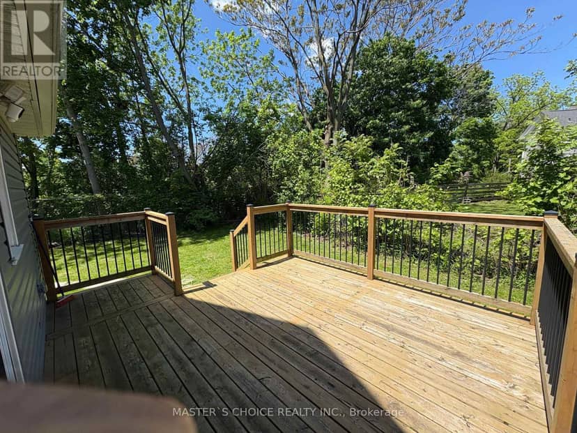 5527 Palmer Avenue — photo 14 of 18