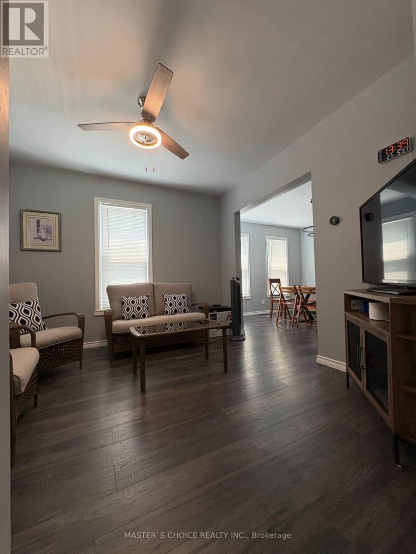 5527 Palmer Avenue — photo 5 of 18