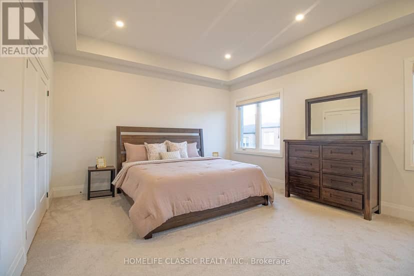 43 Longworth Avenue — photo 11 of 40