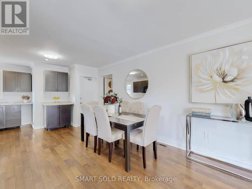 1051 Janette Street — photo 12 of 40