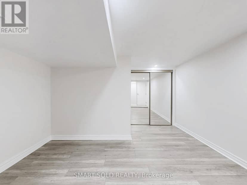 1051 Janette Street — photo 37 of 40