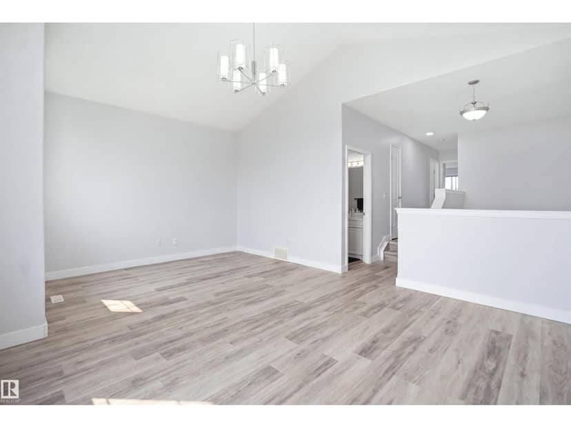 714 87 Street SW — photo 23 of 40