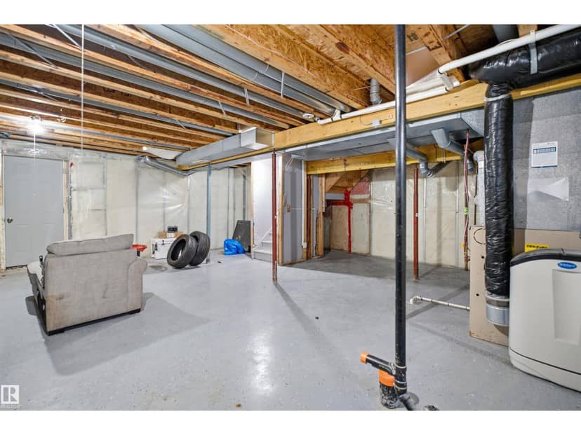 714 87 Street SW — photo 39 of 40