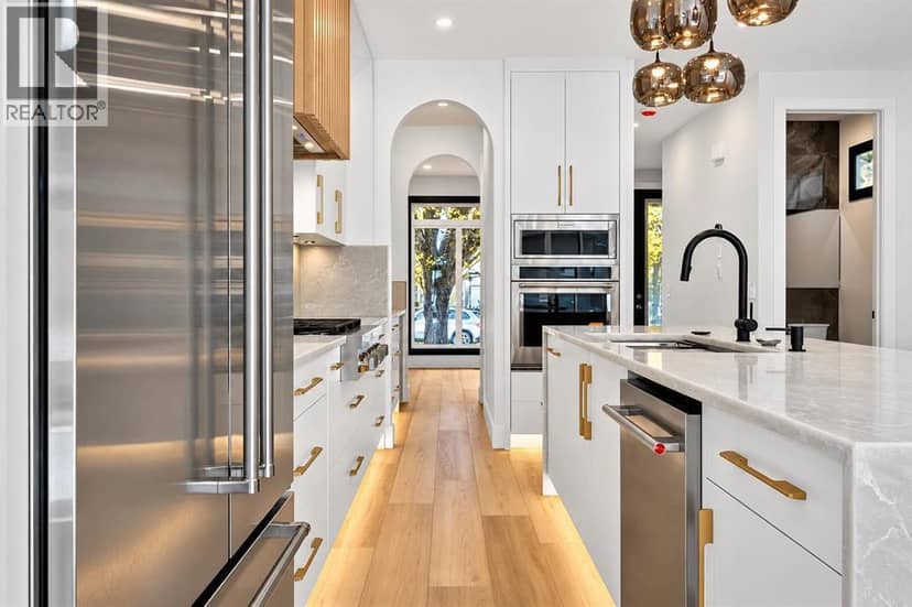 615 55 Avenue SW — photo 12 of 40