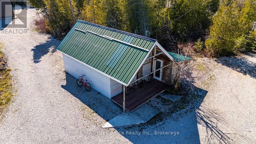 13 & 17 Zorra Drive — photo 31 of 40