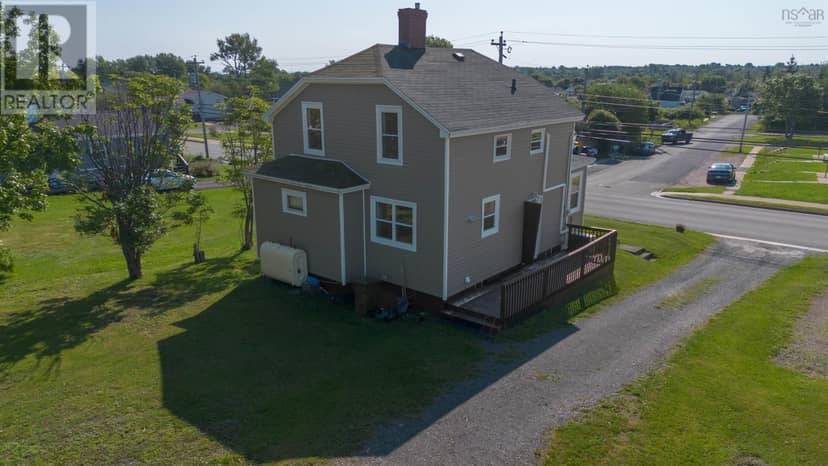 32 Highland Street — photo 3 of 35