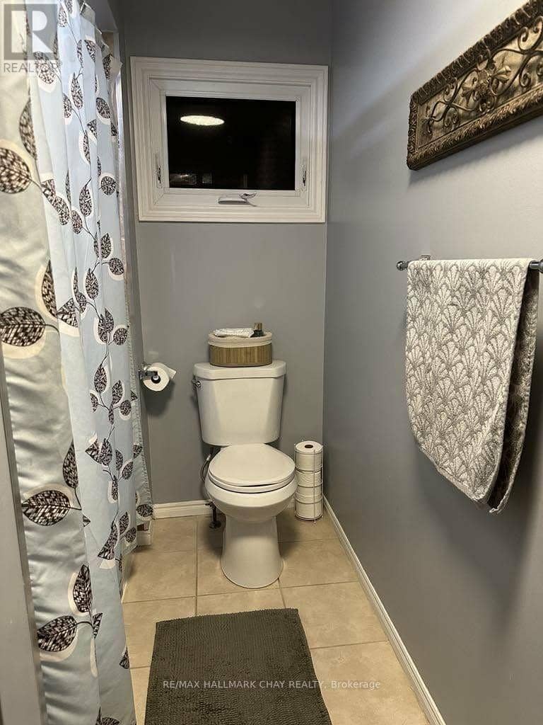 61 Carruthers Crescent — photo 31 of 40