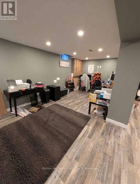 61 Carruthers Crescent — photo 40 of 40