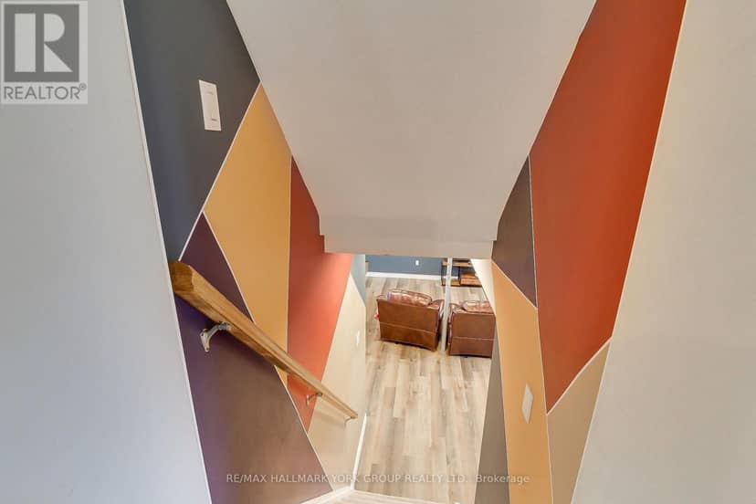 137 Churchill Road S — photo 37 of 40