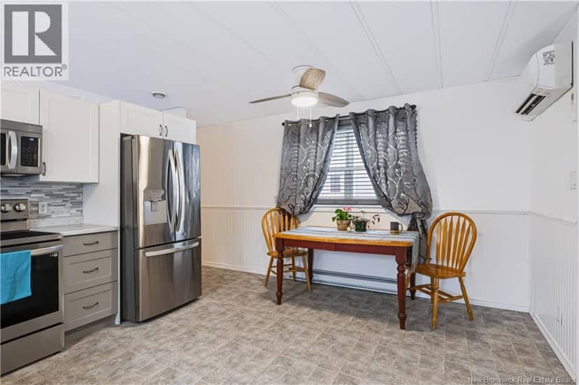 8 Wood Avenue, Lincoln, photo 8