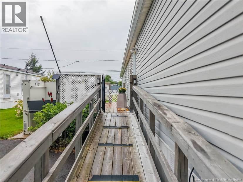 8 Wood Avenue — photo 27 of 40