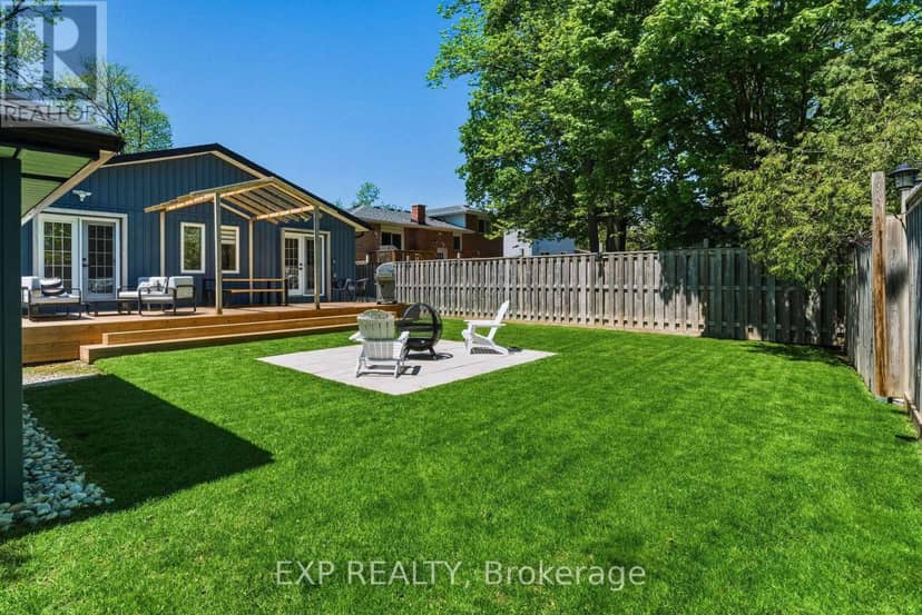 32 Farley Circle — photo 37 of 40