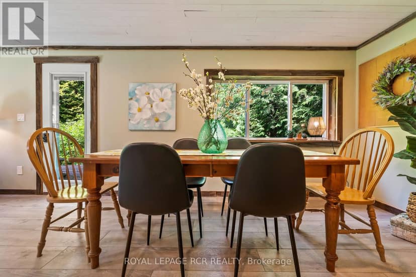 22 Randy Avenue — photo 37 of 40