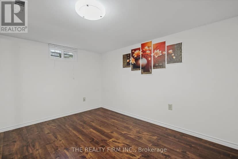 52 Barrett Crescent — photo 22 of 39