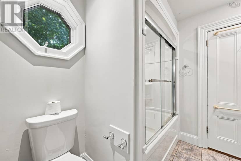 6052 Compton Avenue — photo 34 of 40