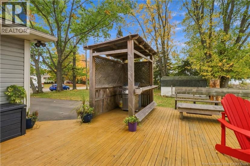 91 Ross Terrace — photo 29 of 32
